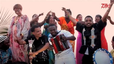 OffSide Trick Ft Mzee Yusuf .